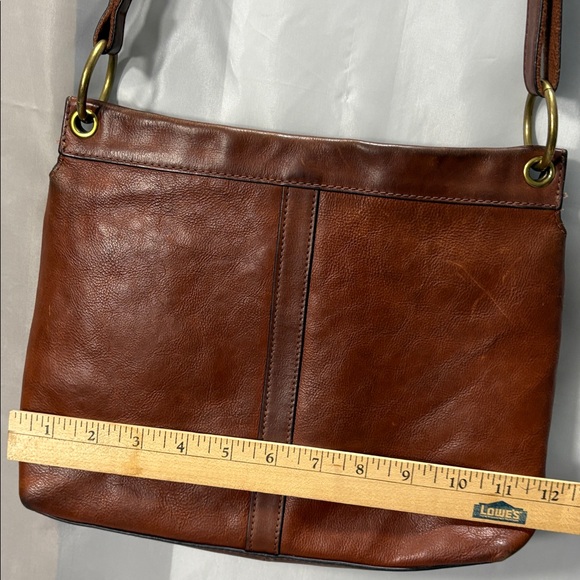 (Used) Fossil Rich Brown Leather Crossbody Bag
In Excellent Condition! - Picture 5 of 13